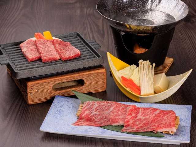 熊野牛しゃぶしゃぶ、国産牛鉄板焼