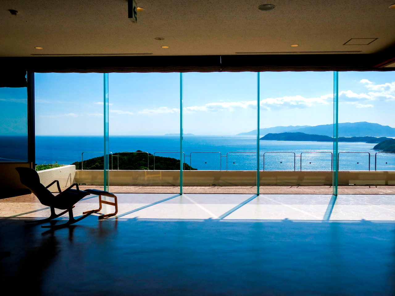 絶景を望むロビー