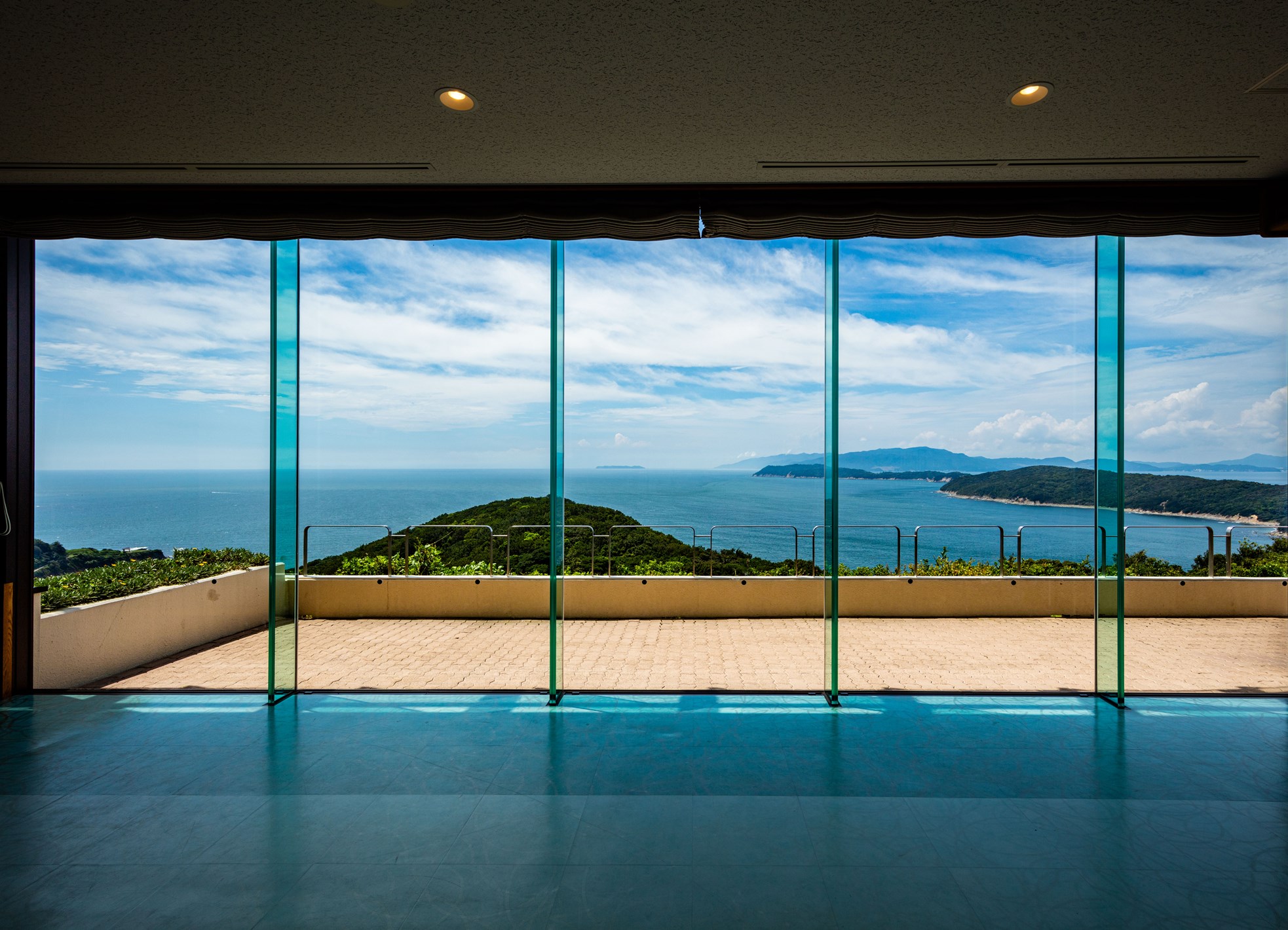 zeɓƖڂ̑OɍLĜ悤ȕiL܂B