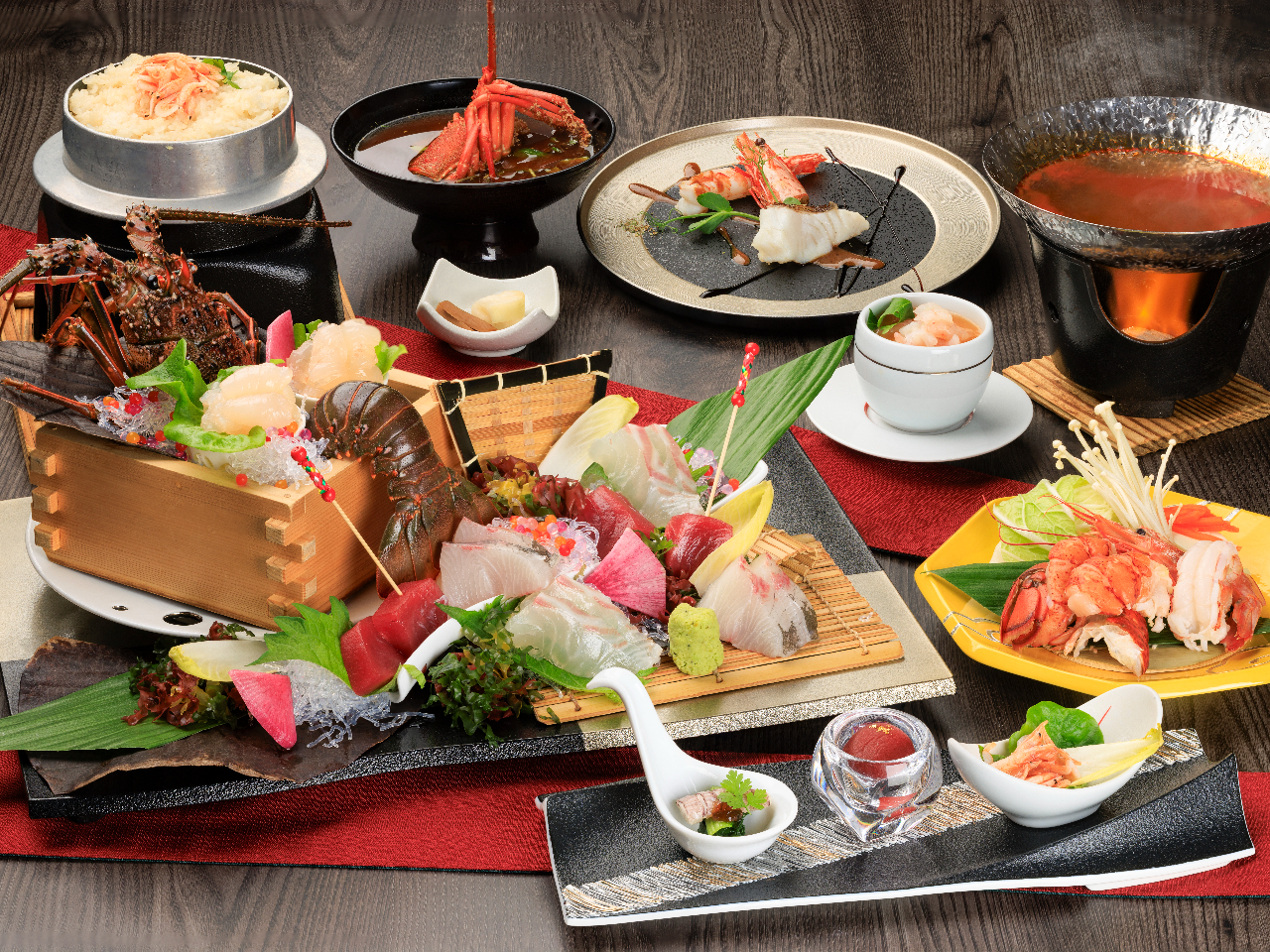 【日帰り昼食＆温泉入浴付】8種の海老を贅沢に「秋色エビ祭り」（2025）