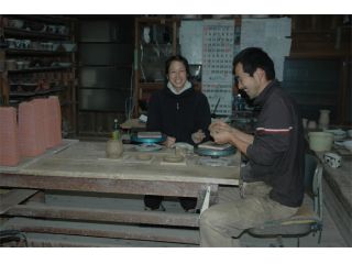 手びねりコース作陶風景