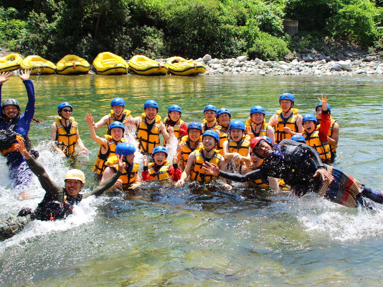 陽気なガイド達と一緒に楽しい休日を過ごしてください