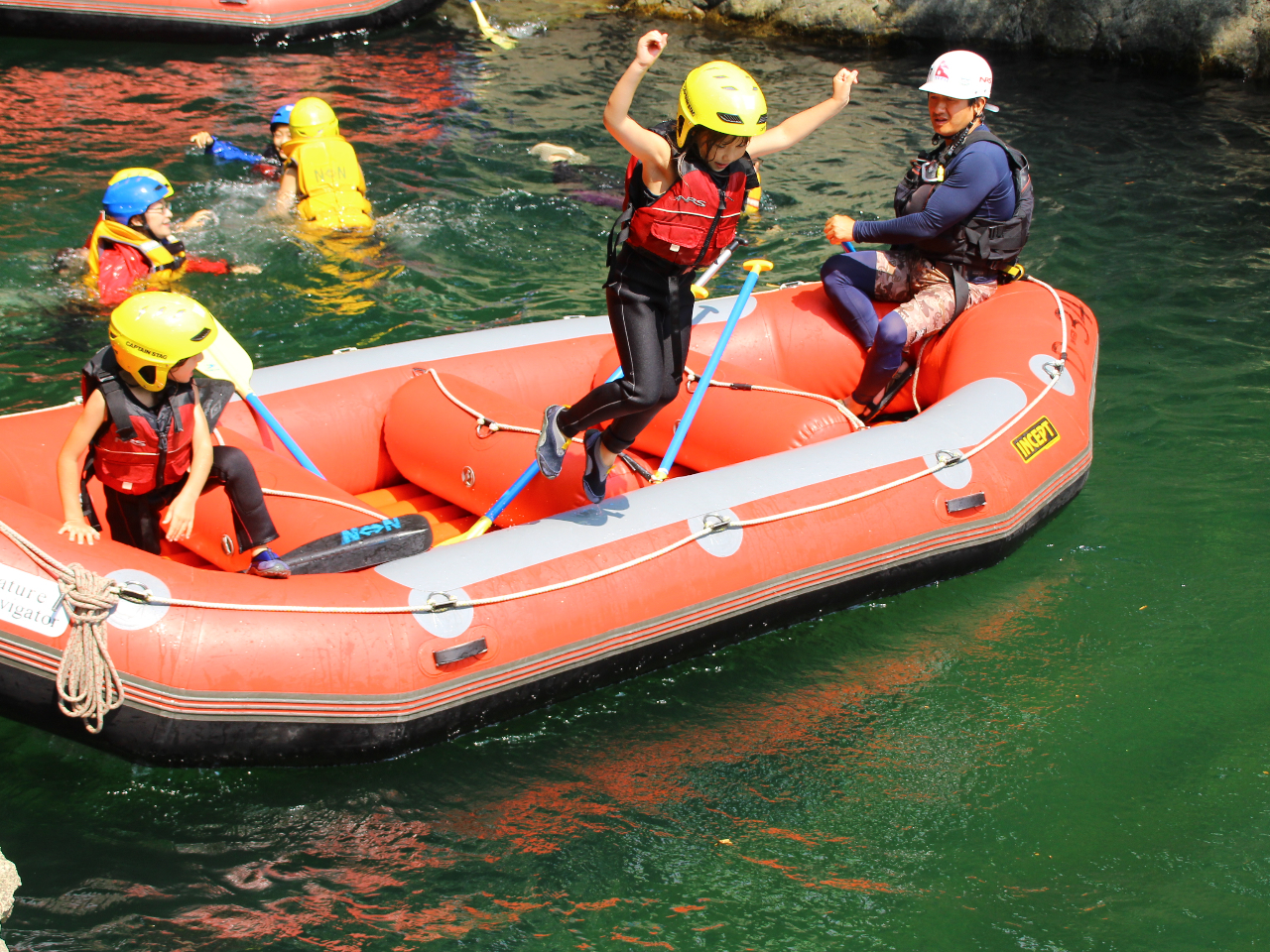 ボートからジャンプ!