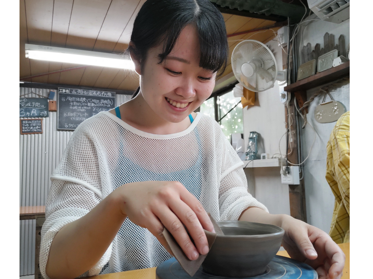 【手動ロクロ】粘土1.2kgで作陶!自由な発想で♪ファミリー・カップル・女性に◎...