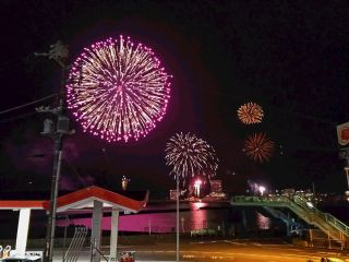 熱海の花火は迫力満点!!