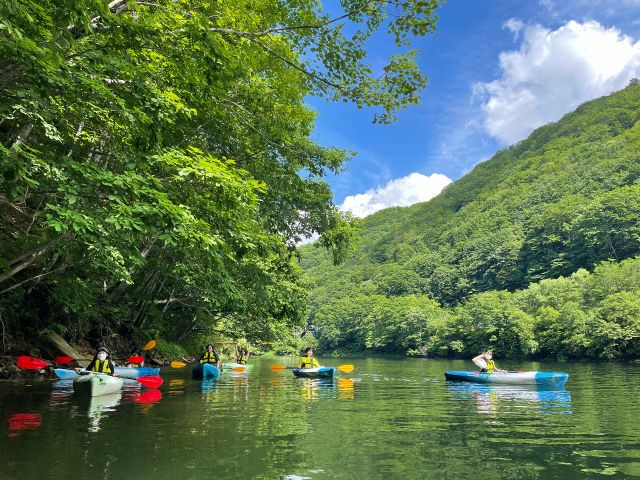 洞元湖