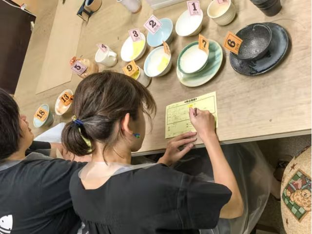 色選びの作業です。