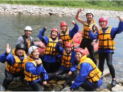 ガイドと一緒に出発!ガイドが安全で楽しいツアーを全力でサポートします!