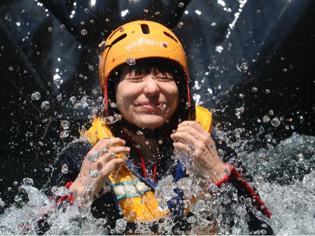 フォレスト&ウォーター みなかみベース:嬉しいランチつき!2つのツアーに挑戦!「ラフティング」と「キャニオニング」のダブルアドベンチャープラン【小学生OK】