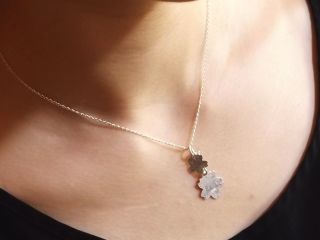 桜のペンダントを作ります。