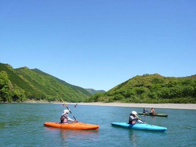 ���F�B��Ƒ��A�J�b�v���Ł�