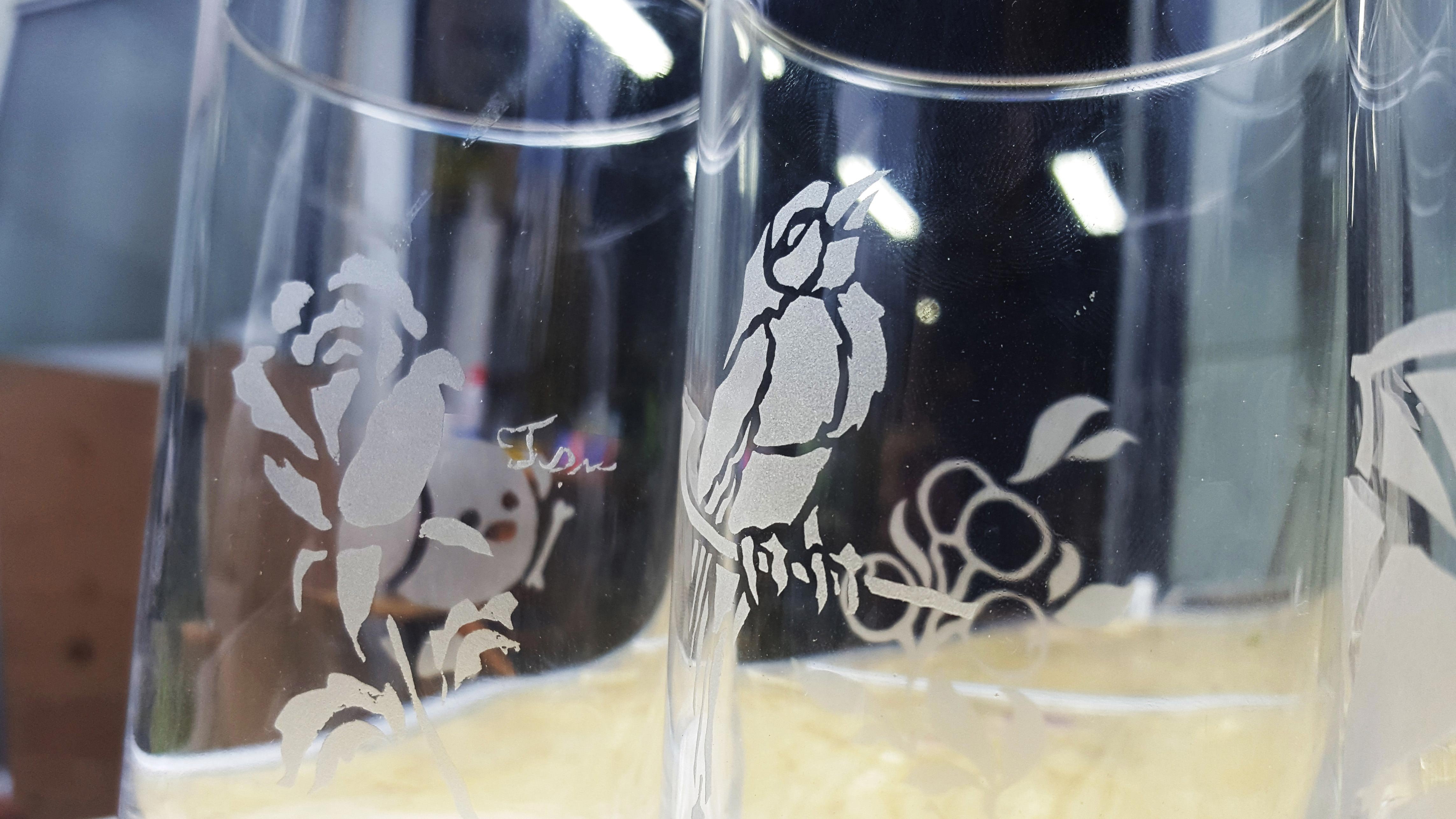 ThuXg̊i􂠂Ȃ̖͗lOXɁI