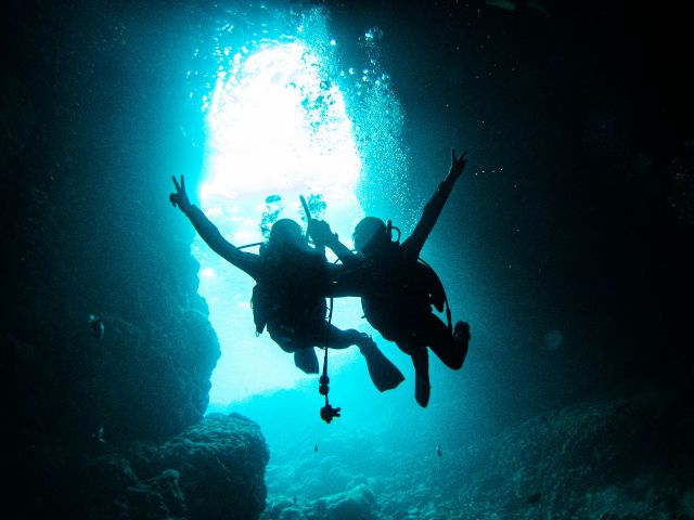 期間限定格安価格 沖縄 青の洞窟 貸し切り青の洞窟体験ダイビング 写真無制限 餌付け付や星の砂もプレゼント 沖縄ダイビングと青の洞窟のseamole じゃらん遊び体験 期間限定格安価格 沖縄 青の洞窟 貸し切り青の洞窟体験ダイビング 写真無制限 餌付け付や星の砂もプレゼント 沖縄ダイビングと青の洞窟のseamole じゃらん遊び体験