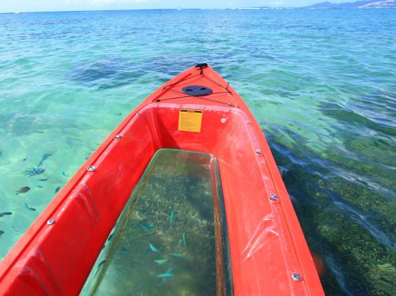 グループ割引 サンゴ礁の海で感動のクリアカヤック体験 無人島 やどかり島 上陸 神秘の洞窟探検 シュノーケル お帰りの際 ツアー写真のデータ無料プレゼント カヤッククラブ グッドライフ じゃらん遊び体験