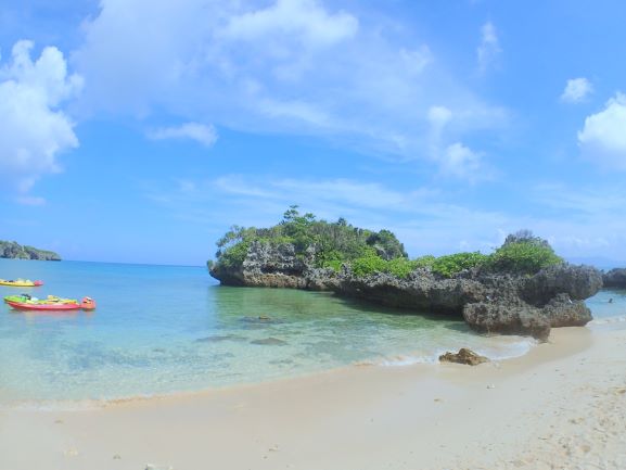 やどかり島で休憩タイム♪