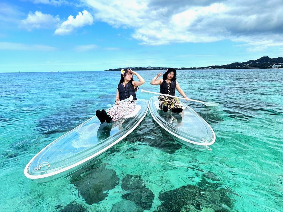 どこまでも広がるコバルトブルーの海を優雅にクルージング!