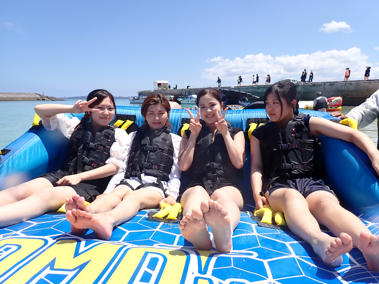 �ő�4�l���́u�r�b�O�}�[�u���v�͈��芴���Q�ł���