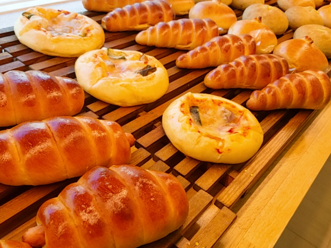 1K̓VbvɂȂĂ蔭yԂȂǂɎRɂłŐHׂ邱Ƃł܂iEΒxj