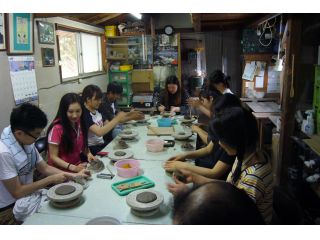 グループ割引 手回しろくろ体験 割引価格 中学生以上20円 1980円 中学生未満1100円 仲良しファミリーグループで 女性同士で 3組以上のカップルで 山寺焼 ながせ陶房 じゃらん遊び体験 グループ割引 手回しろくろ体験 割引価格 中学生以上20円 1980円 中学生未満1100円 仲良しファミリーグループで 女性同士で 3組以上のカップルで 山寺焼 ながせ陶房 じゃらん遊び体験