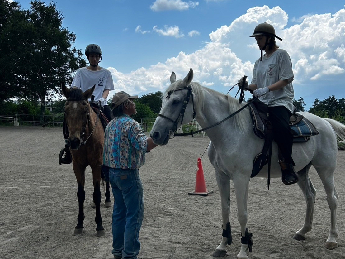 ÓAR҂̃xɂ킹čs܂̂ŁA S҂̕o҂̕܂ł܂B