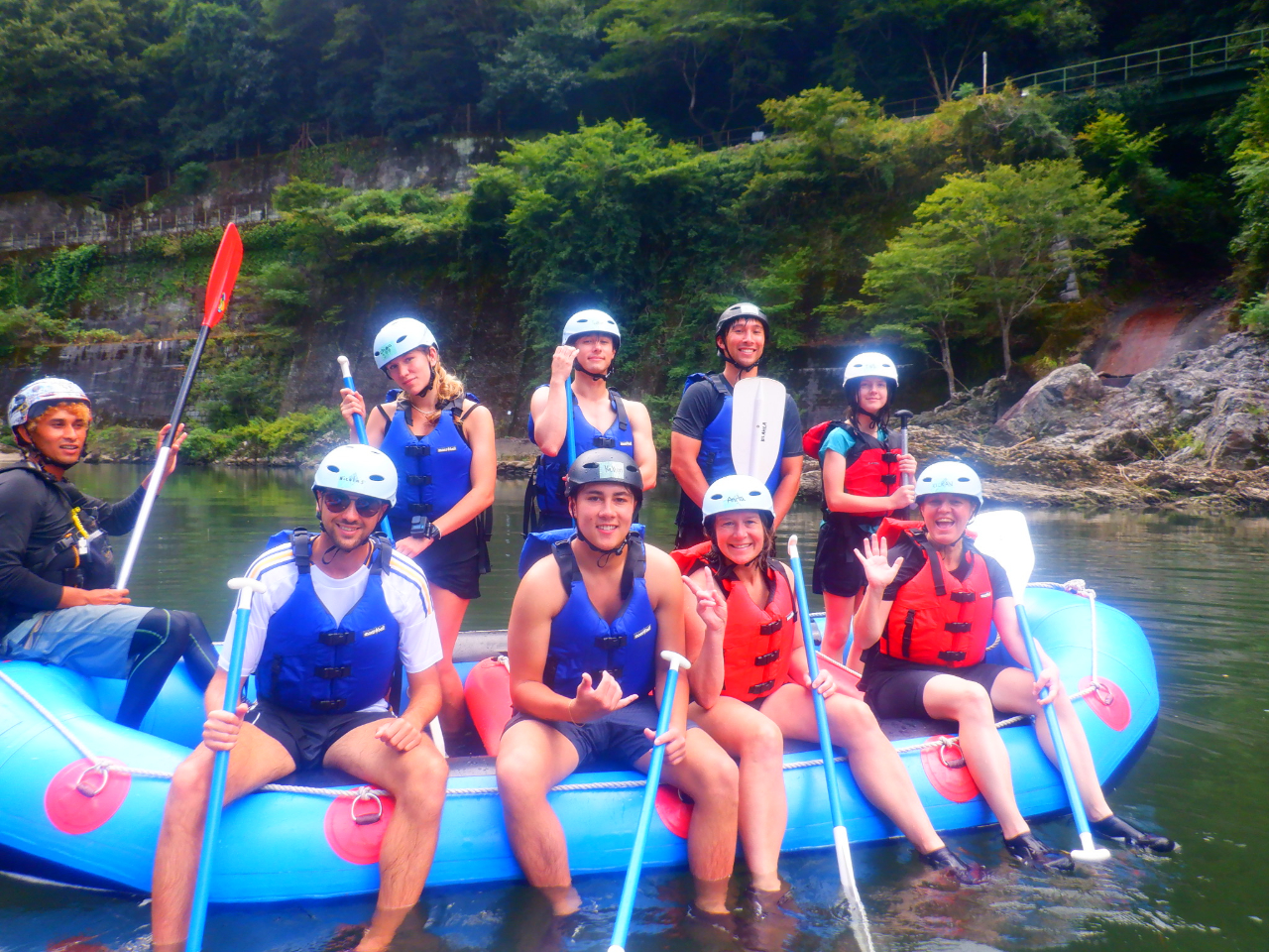 みんな一緒にハイチーズ。家族、仲間と一緒に楽しい思い出になりますよ。