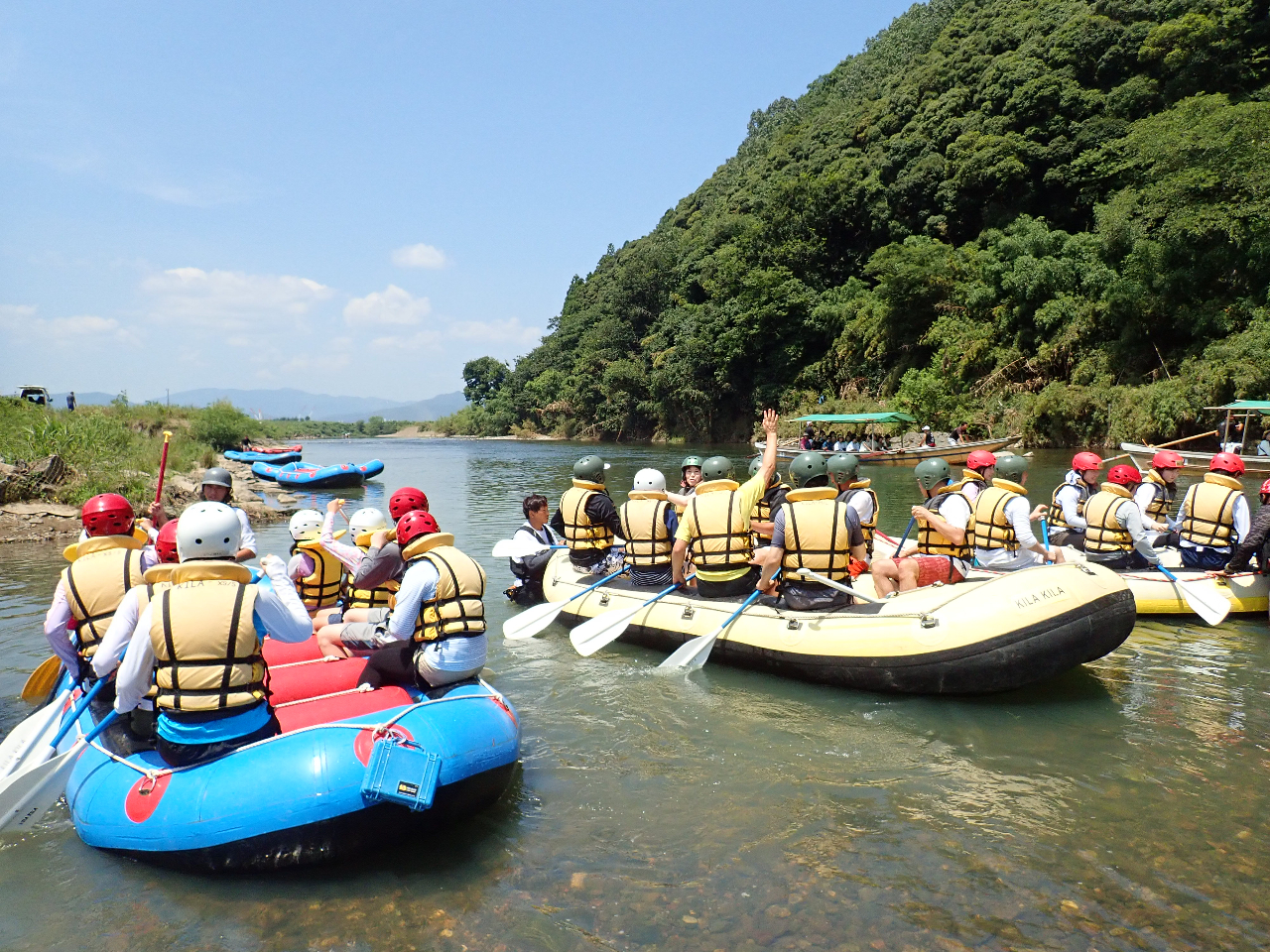 スタート前にしっかり練習。チームワークが命ですよ。