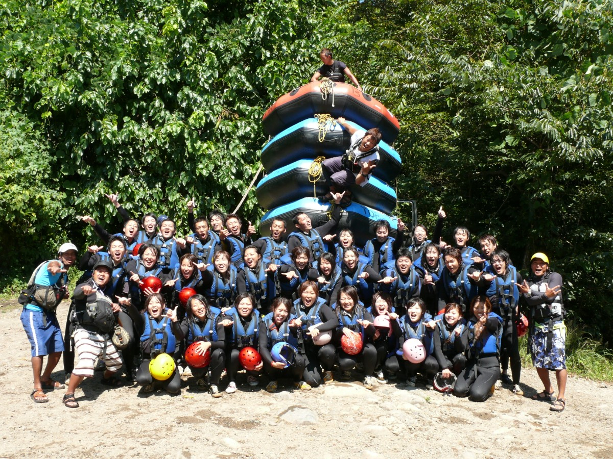 2名様〜団体様まで沢山の方が参加しています!TOP水上はみなかみ最大キャパのアウトドアツアー会社です(^^♪