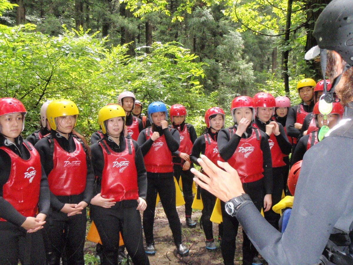 ͑؂ȂƂ̂ŁA蕷܂傤