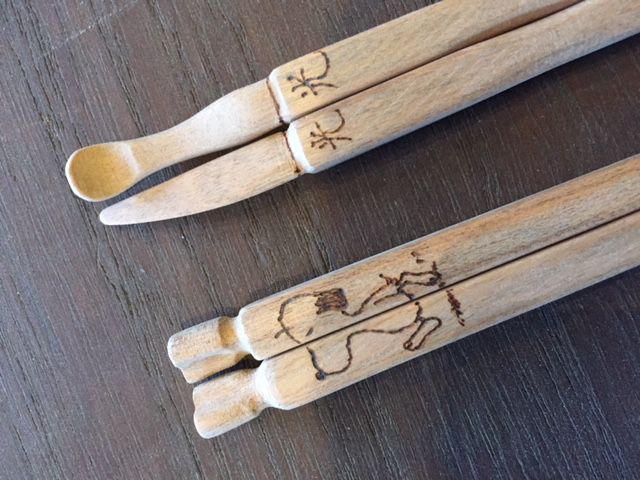 箸作り体験 初心者でも簡単 イラストも描ける 女性 ファミリーにおすすめ 箸屋一膳 じゃらん遊び体験 箸作り体験 初心者でも簡単 イラストも描ける 女性 ファミリーにおすすめ 箸屋一膳 じゃらん遊び体験