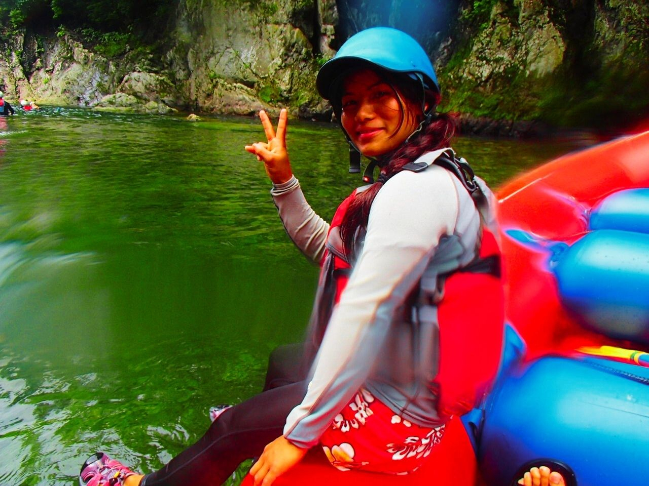 ���Ă��΍�⒎�h����h�~�̂��߁A�c�A�[�ł̓X�v���[�W���P�b�g��E�F�b�g�X�[�c�𒅗p���Ă��������܂��B �����̃E�F�A��e��M�A�� ���ׂĖ��������^���ł��I