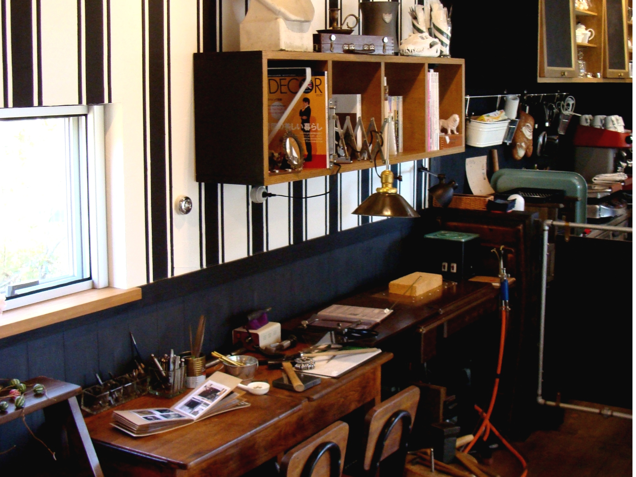 このリューターで磨いて綺麗にしていきます