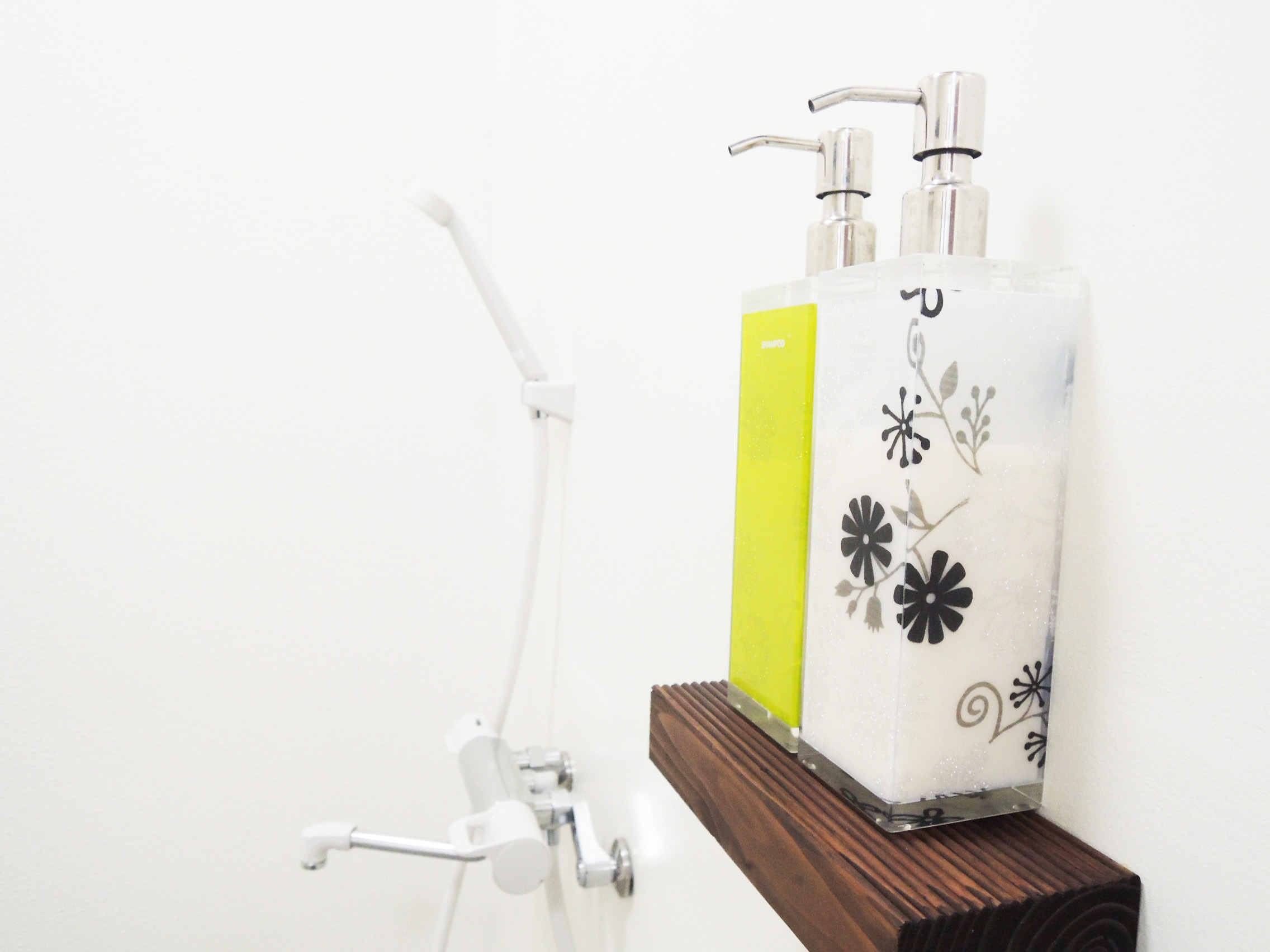 y{݇Az_CrǑ͂XŃV[𗁂тĒ܂BjʂȂ̂ňSĂg܂BVv[ERfBVi[̔t܂B