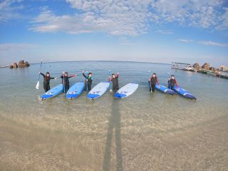 サーフサイドサービス・ハイサイに集合して受付と支払いを行い、着替えてツアー開催地に移動します。