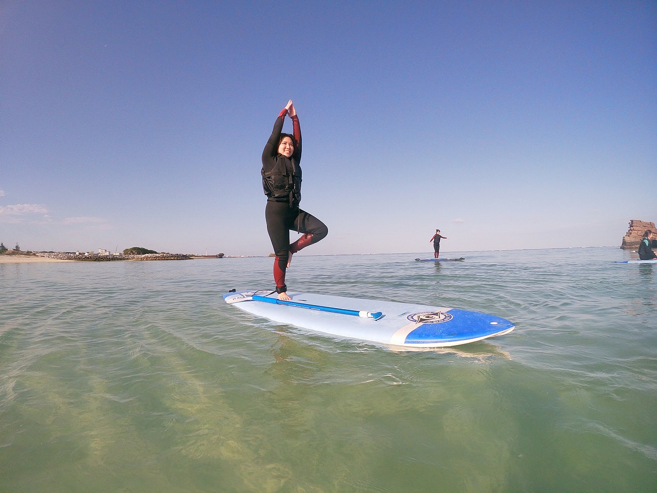 綺麗な海に入って遊びたい!そんな要望も叶えてくれます。ガイドが許可する範囲で、海にダイブして遊びましょう!