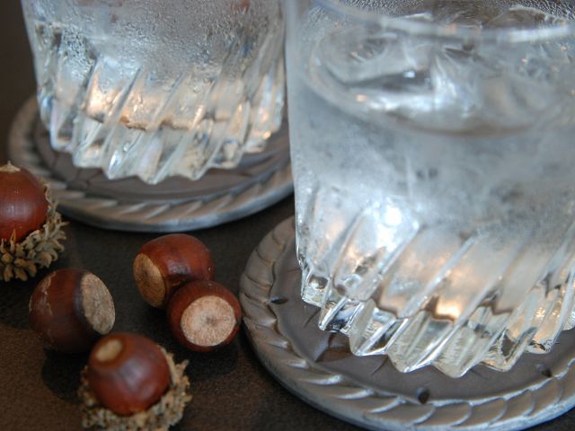 実用性のあるコースターは毎日の生活に欠かせません!