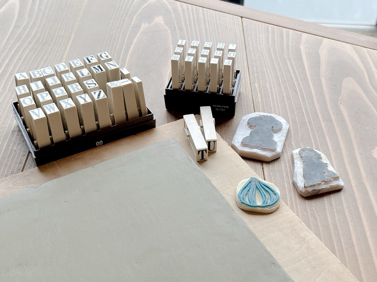 At@xbgX^vEtX^vȂǂpӂĂ܂