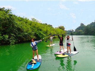 みんなでわいわい穏やかな川でSUP体験!