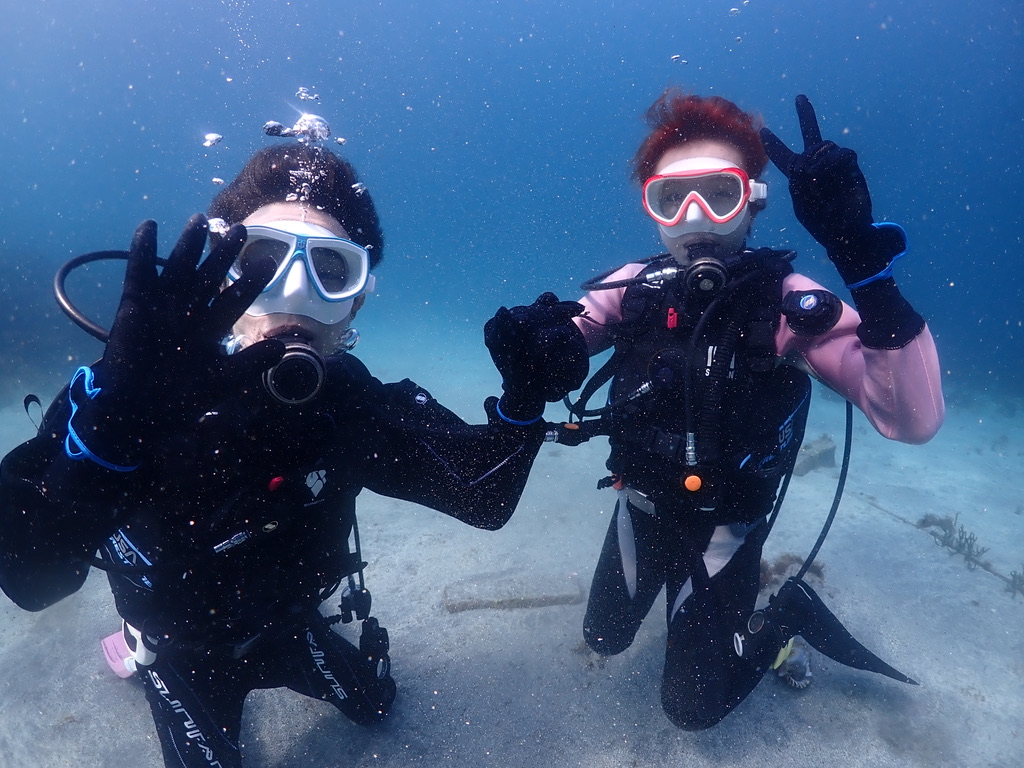 ダイビングで恋のドキドキ、急上昇w!