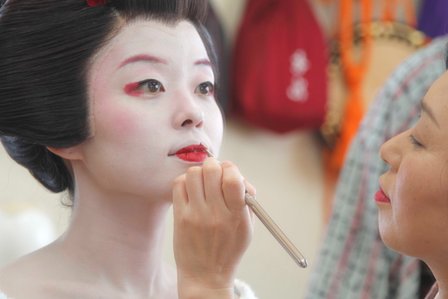 魅惑的な芸妓に変身♪(女性向け)