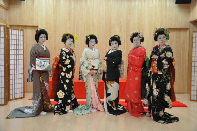 őUlꏏɕϐg\łB݂ȂŕŋLOBeŎvo܂񂩁H