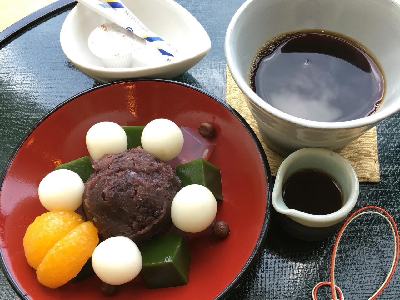 ���ق̓��{�뉀�𒭂߂Ȃ��炨�y���݂��������܂�