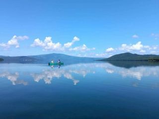 釧路川の源 雄大な屈斜路湖から漕ぎだします