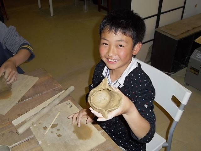 満足いく作品が出来あがったようです〜自信満々の「どや顔」ですね!