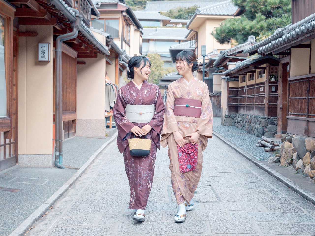 夢京都のフルセットコーディネートプランは、色柄も豊富な人気No. 1のプランです。