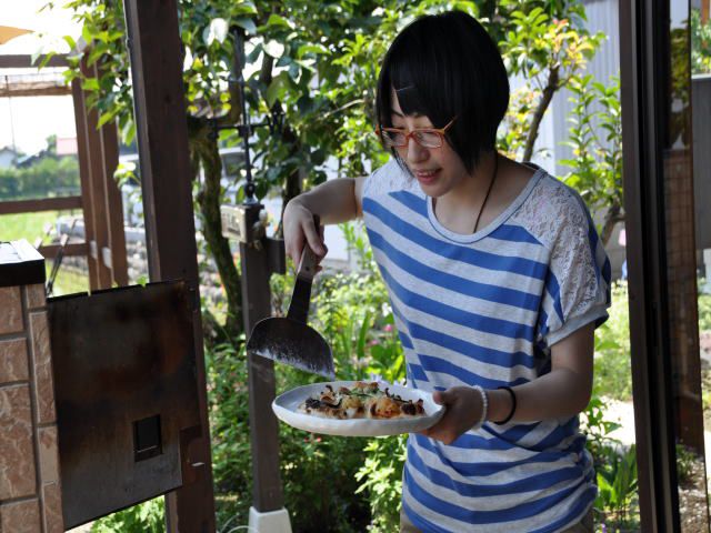 400℃のガスピザ釜で ★ピザはわずか3分で焼き上がり完成です♪