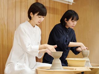 京都の老舗窯元で陶芸・ロクロ体験。