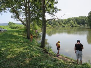 自然豊かなフィールドは、植物と水生生物もたくさん!