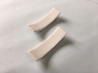 デザインはお好みで♪
小さな対象に筆で絵を描くって意外と大変です♪
その分、面白いと言えば面白い?