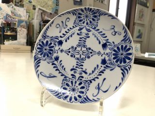 作品イメージ。これ全部手描きです♪
頭の中にある模様をお皿に写していきましょう♪