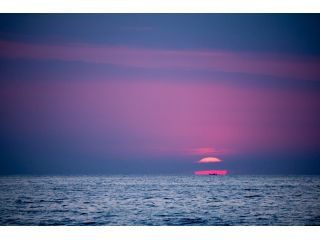 海に沈む夕日は絶景!